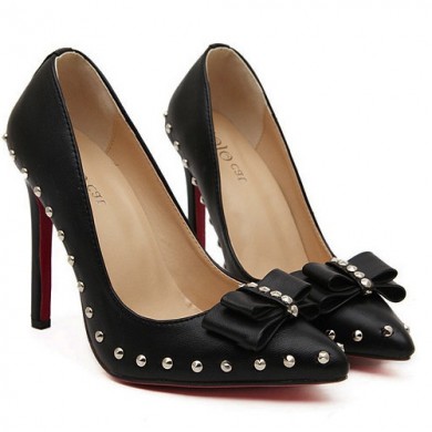 Scarpin - Preto com Laço e Spikes