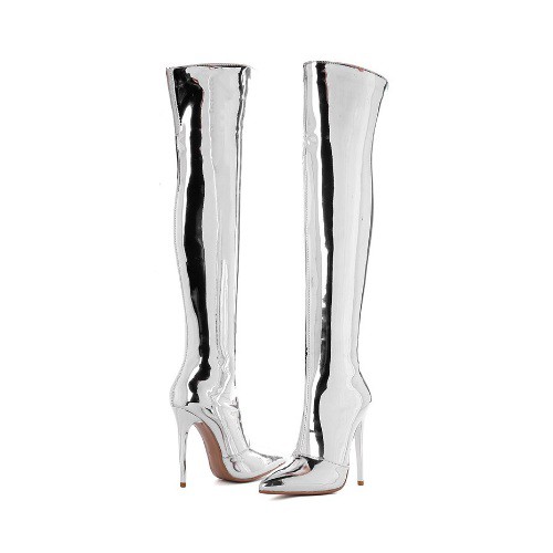 Bota de store verniz cano longo