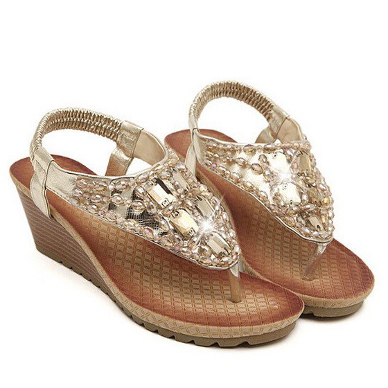 Sandalia anabela com shop pedras