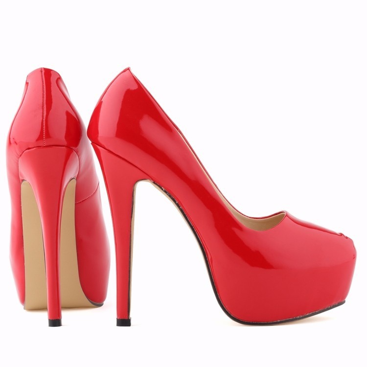 Scarpin vermelho discount meia pata