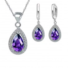 Conjunto com Gotas Roxas Cravejadas