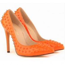 Scarpin - Laranja com Spikes