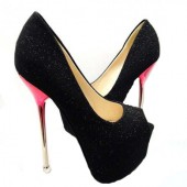 Peep Toe - Brilhante Preto